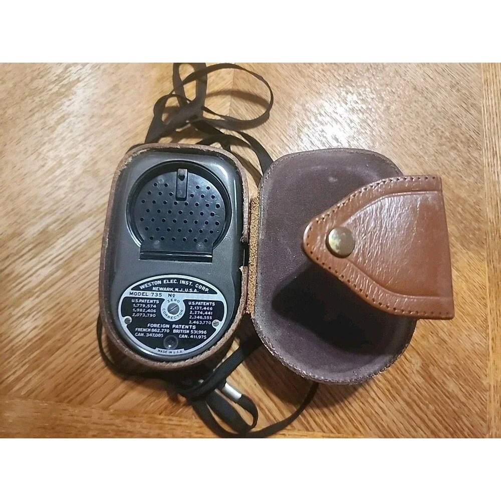 Weston Master II Universal Exposure Meter Model 735 With Case